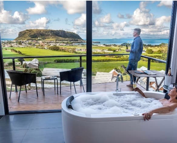 2 Nights at Horizon Deluxe Apartments